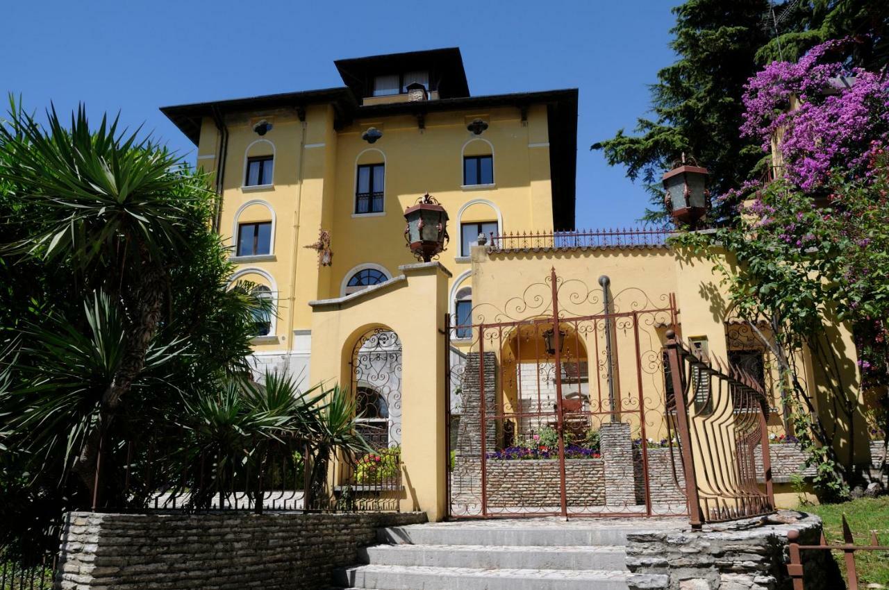Villa Callas 16 ซีร์มิโอเน ภายนอก รูปภาพ