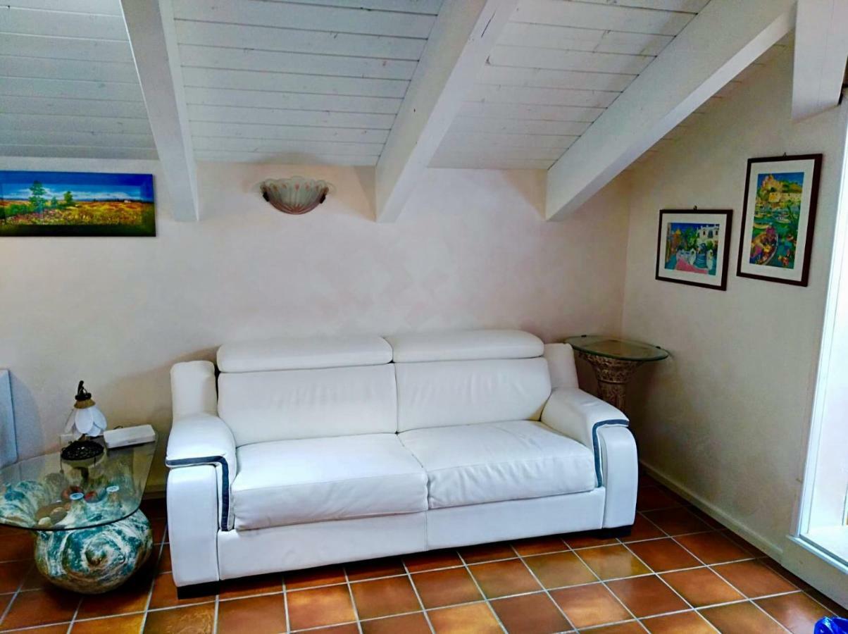 Villa Callas 16 ซีร์มิโอเน ภายนอก รูปภาพ